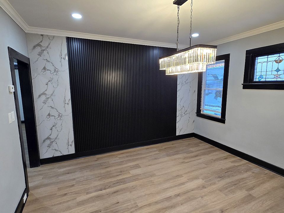 1st image of 33 Delawanna Ave Floor 1