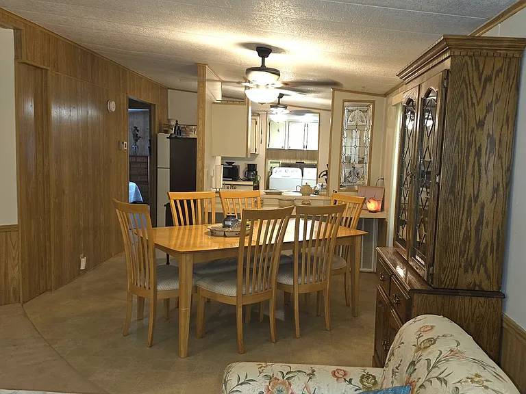 259 S Dolphin Cir — Photo 7