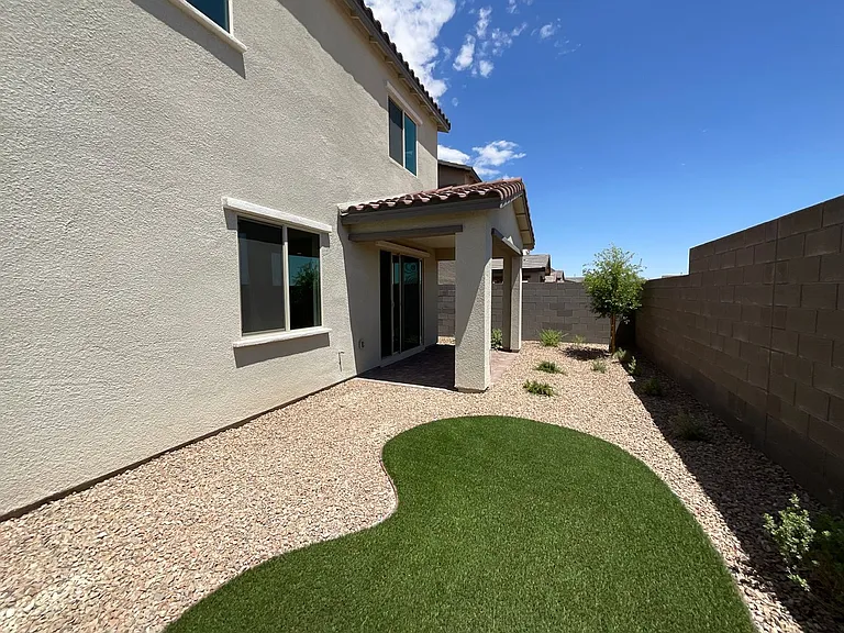 9281 Far Side Ave — Photo 39