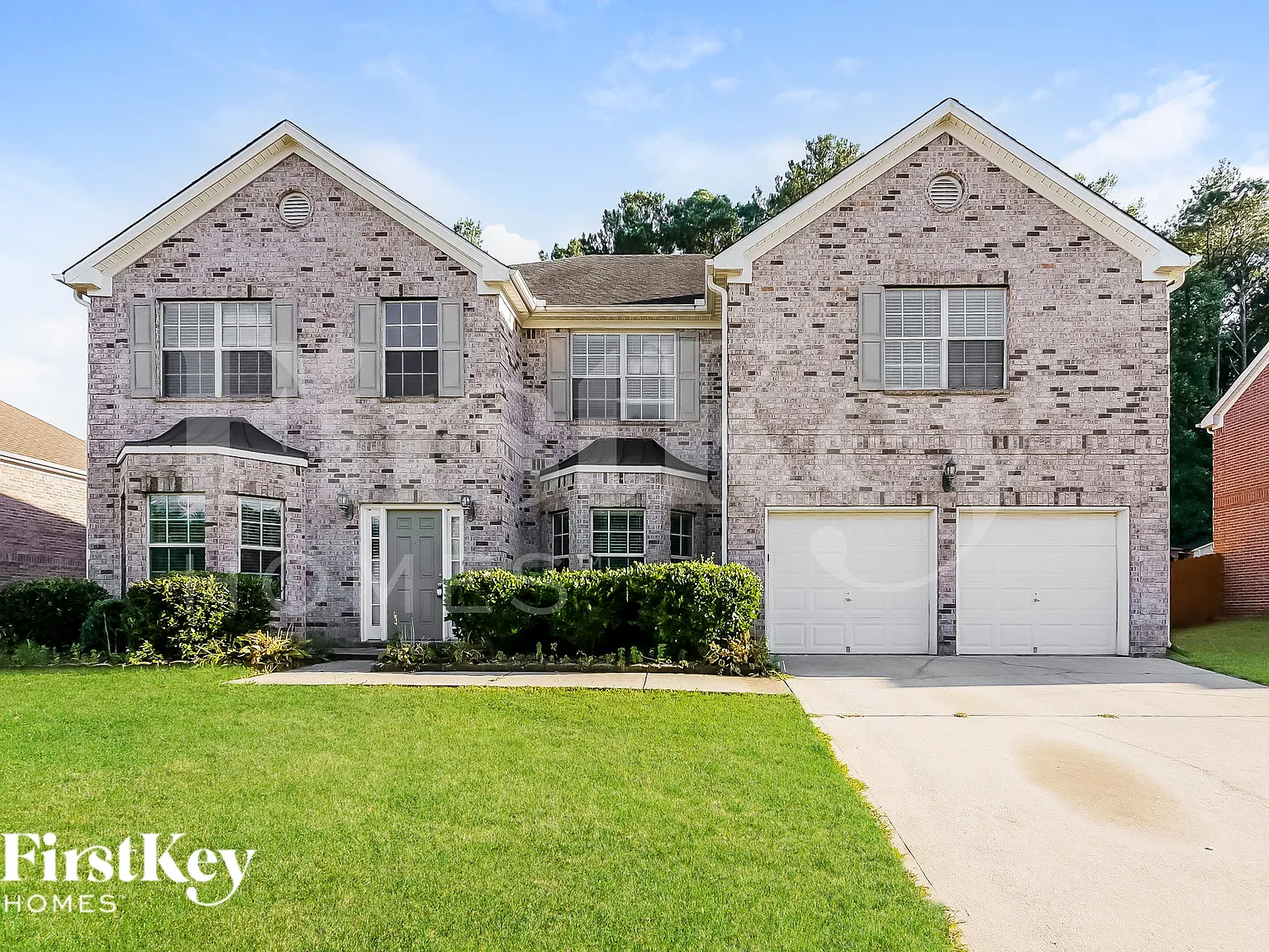 5 bed, 4.0 bath, 4348 sqft, $3,200 — Photo 1