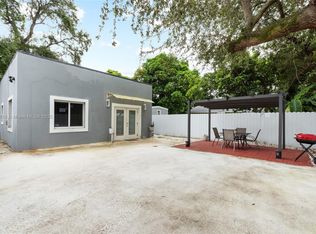 1850 NW 92nd St #C, Miami, FL 33147