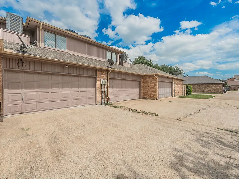5893 Westhaven Dr — Photo 40