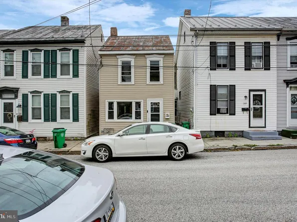 146 E Penn St, Carlisle, PA 17013