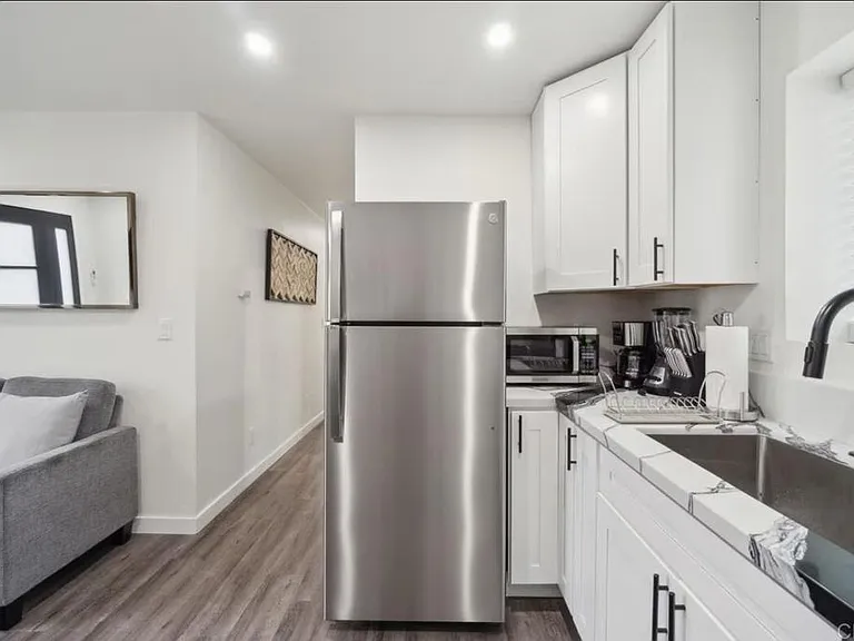 2032 Kearney Ave — Photo 6
