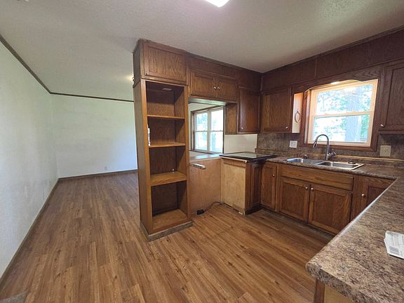 5th image of 3100 Swinney Rd