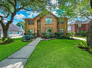 2713 Aspen Ln, Pearland, TX 77584