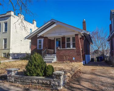 2262 Blendon Pl, Saint Louis, MO, 63143