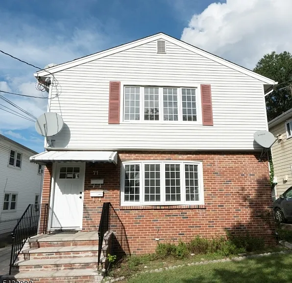 71 Barbara St #2 — Photo 1
