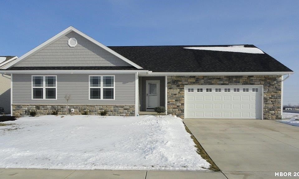 1st image of 601 Palm Dr