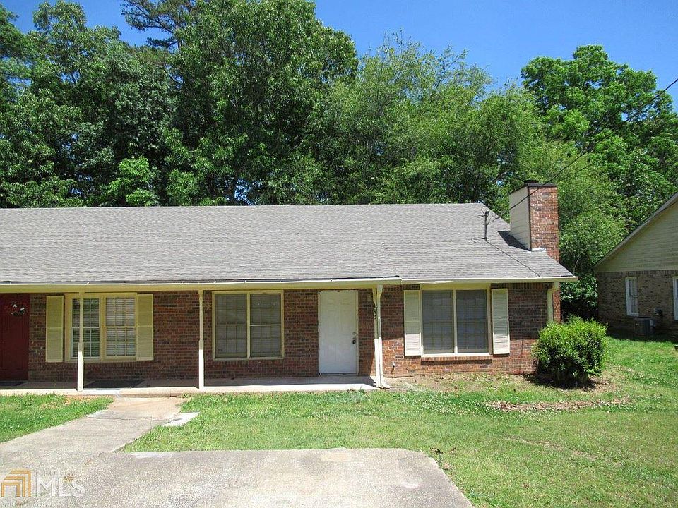 1st image of 145 Forest Pl