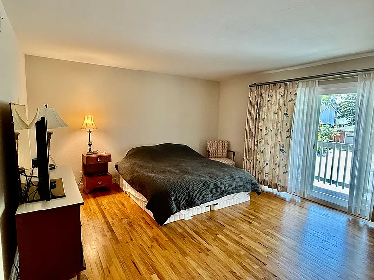 1123 Lillick Dr — Photo 10