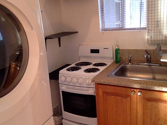 4th image of 236 S Rexford Dr #236