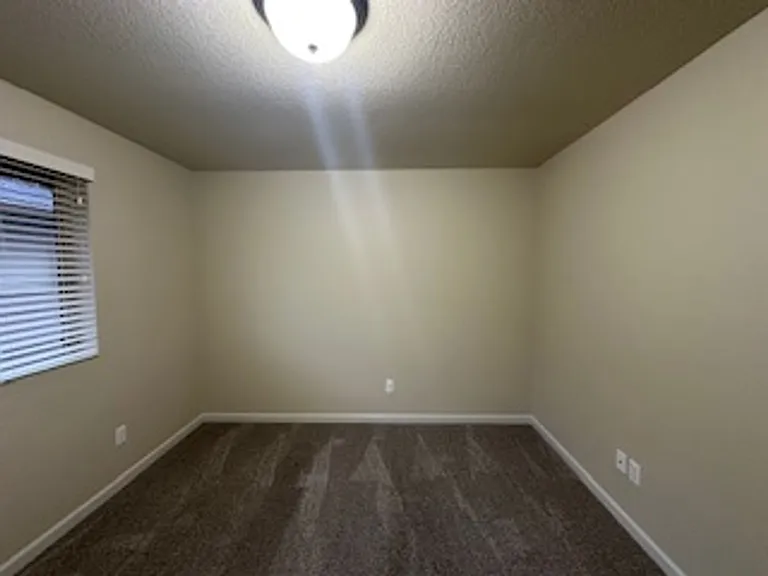 10136 SW Barber St — Photo 28