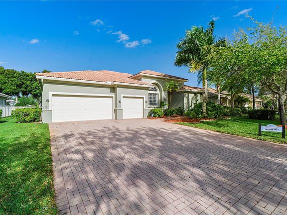 3rd image of 5020 NW 113th Ave