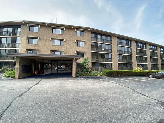 5th image of 650 E Greenwich Ave APT 5-409