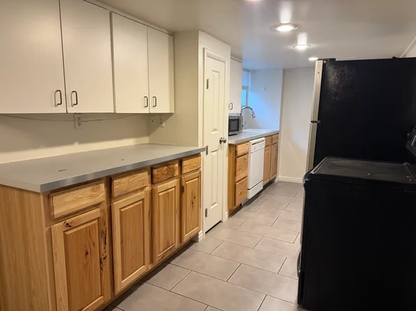 2000 S View St #3, Salt Lake City, UT 84105