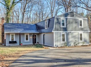 2237 Three Bridge Rd, Powhatan, VA 23139
