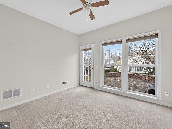3rd image of 16 Compass Rose Way
