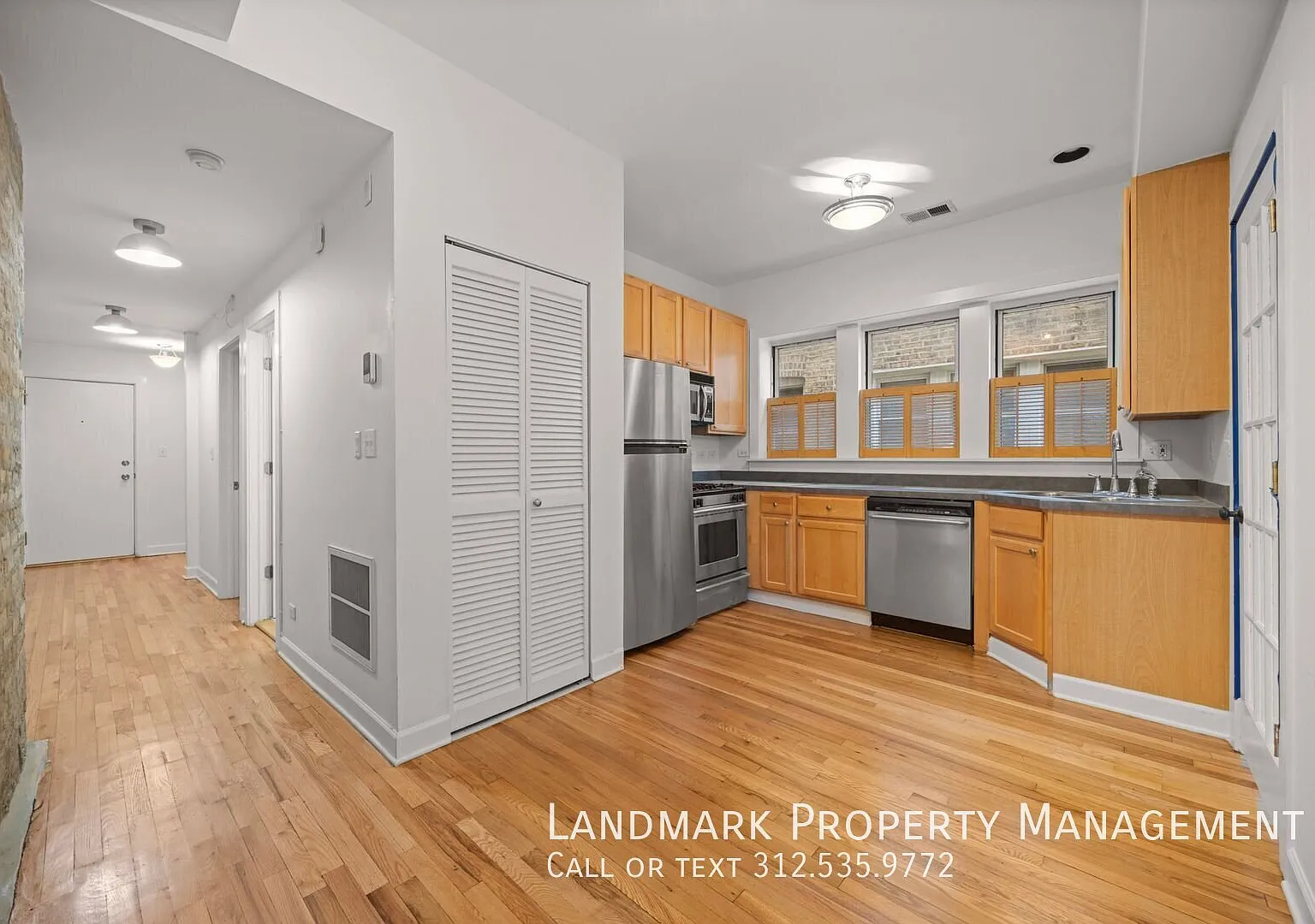 4546 N Albany Ave Unit 2 — Photo 3