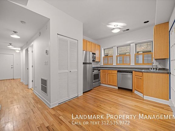 3rd image of 4546 N Albany Ave #2