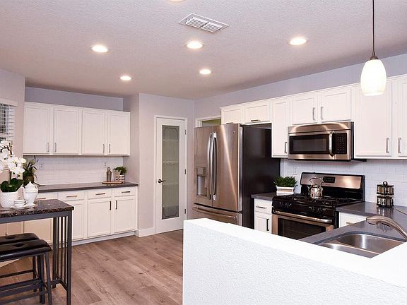 4th image of 4419 Middlebury Way