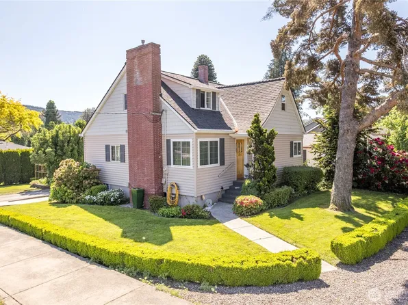 412 Kirby Avenue SE, Castle Rock, WA 98611