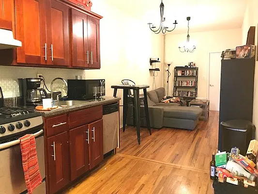 Rented by Simply Brooklyn Realty Inc | media 21