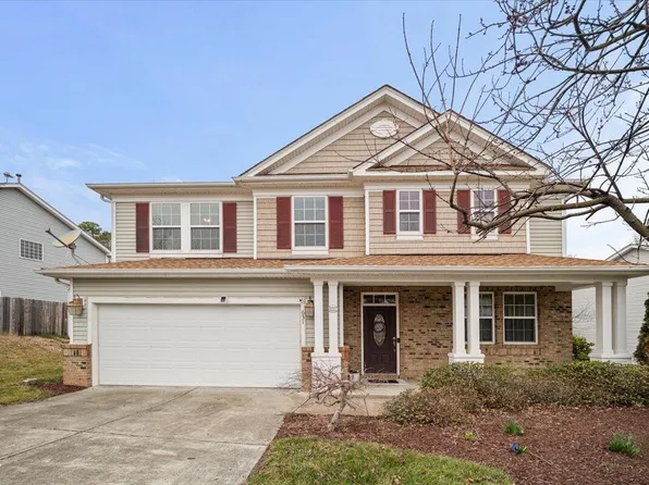 631 Ashburn Ln, Durham, NC 27703