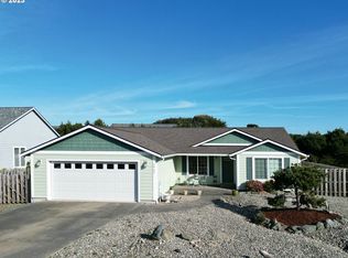 2965 Ruby Ct, Bandon, OR 97411