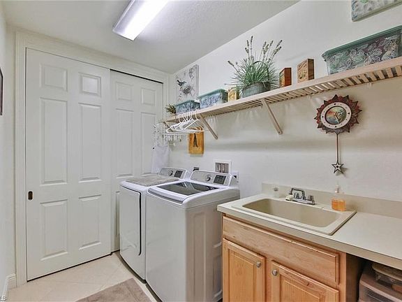 5th image of 10551 Marino Pointe Dr APT 1902