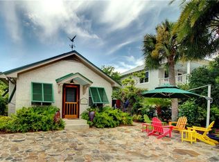 409 Beach Dr, Saint Simons Island, GA 31522