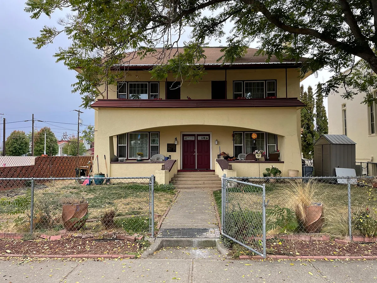Building Photo - 4 S 10th Ave #3