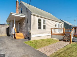 2810 Manoff Rd, Halethorpe, MD 21227