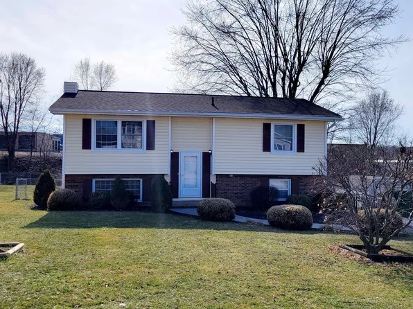 158 4th St, Broadway, VA 22815