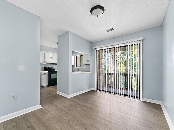 2nd image of 624 Wilson St #763