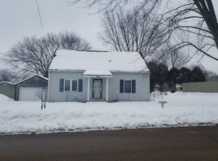 204 S Harding Ave, Gillett, WI 54124