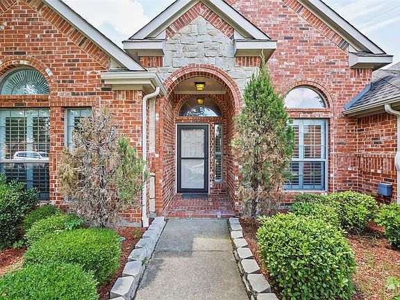 3rd image of 6221 Whetstone Dr