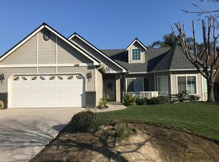 15836 W D St, Kerman, CA 93630