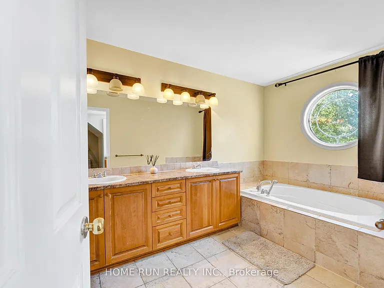 1157 Elmlea Dr — Photo 23