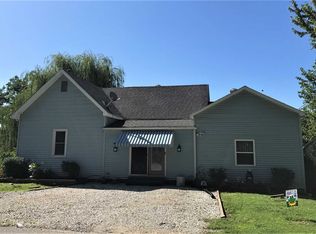 909 Robinson St, Washington, IN 47501