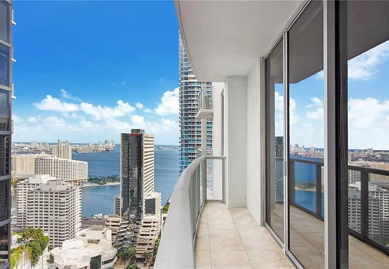 1050 Brickell Ave #3222 — Photo 8