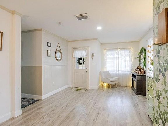 5th image of 1225 King Ave