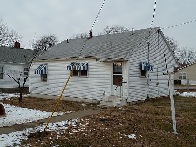 2nd image of 231 Brentwood Ave