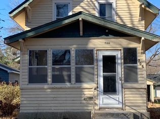 706 S 4th St, Milbank, SD 57252