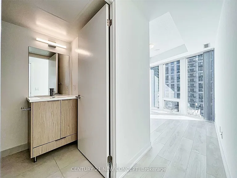 60 Shuter St #1106 — Photo 7