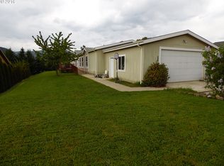 240 Mona St, Myrtle Creek, OR 97457