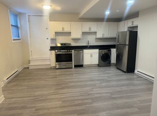 732 W Roscoe St #G, Chicago, IL 60657