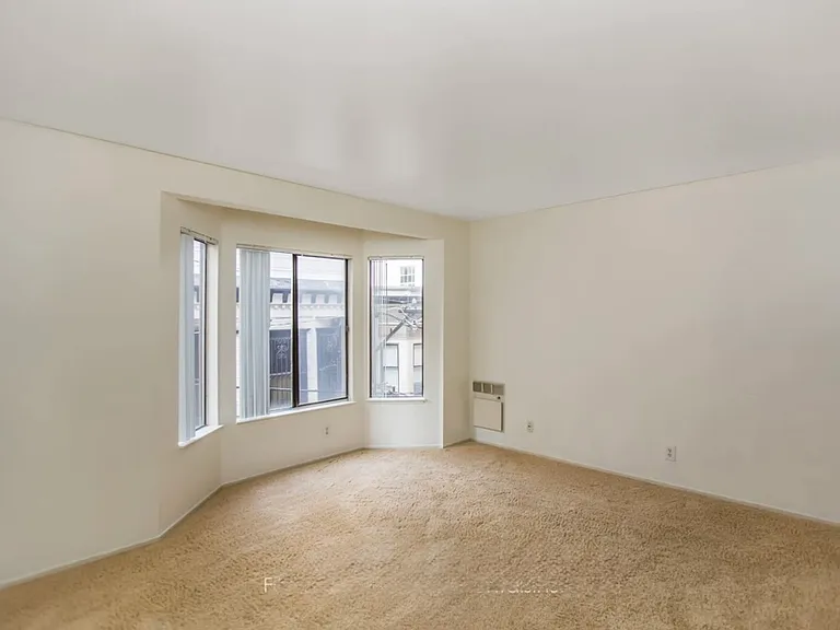 120 Joice St — Photo 10