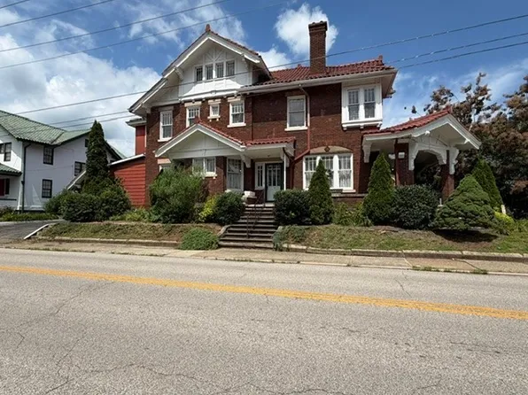 1599 Quarrier St #A, Charleston, WV 25311
