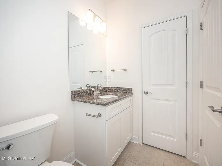 931 Old Towne St — Photo 15